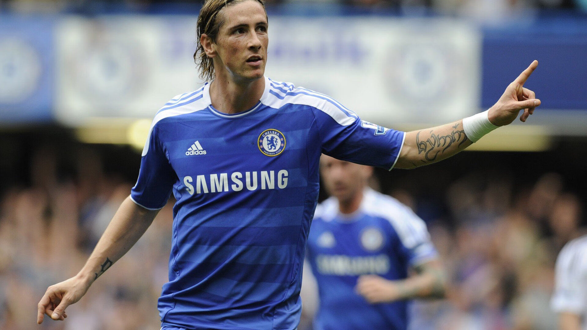 世界杯：健身房深夜延长营业时间 提供“看球+跑步机”组合体验