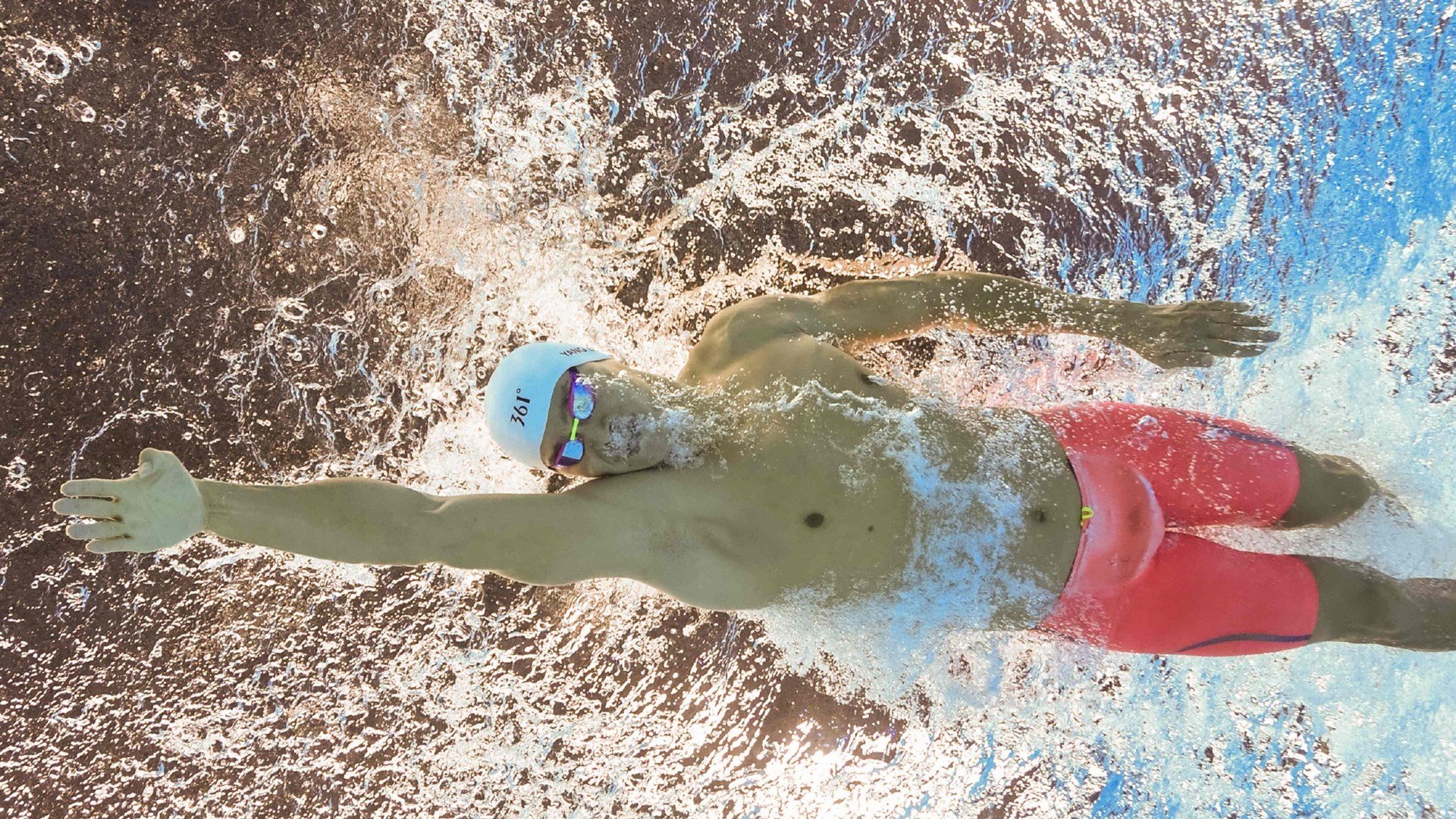 世界锦标赛男子排球决赛 波兰3比2击败意大利 成为新科世界冠军